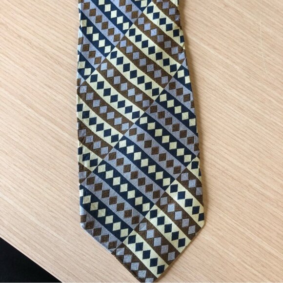 💕2/$16💕Classico Anthony's Per Roomo 100% Silk Diamond Pattern Tie - Picture 2 of 4